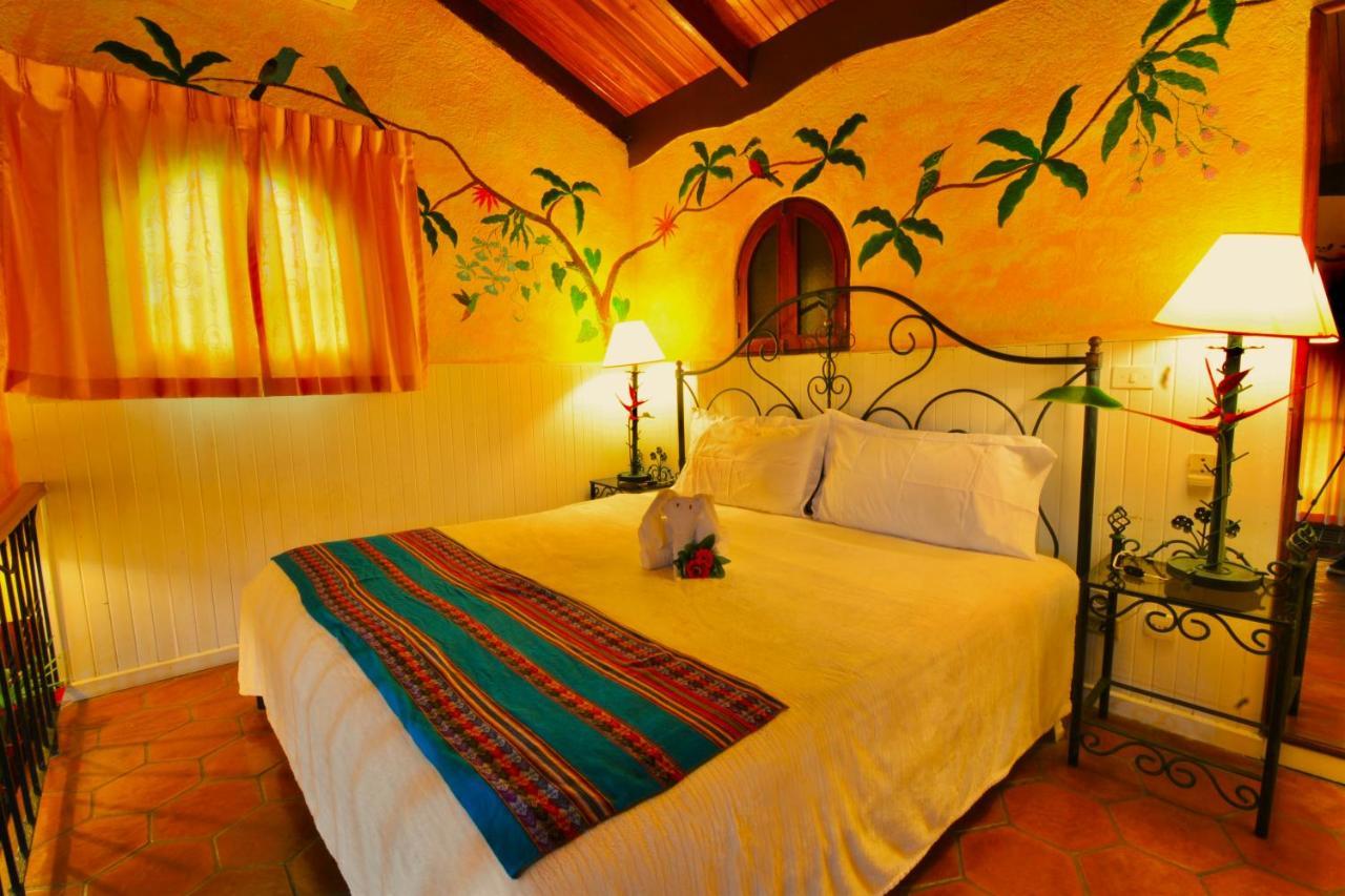 Hotel La Mansion Inn Arenal 누에보 아레날 외부 사진