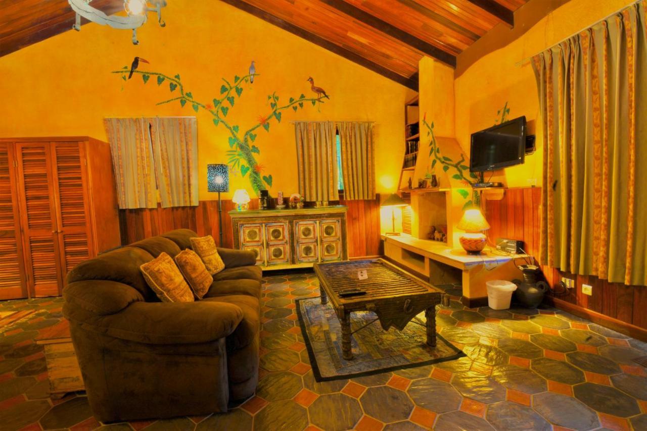 Hotel La Mansion Inn Arenal 누에보 아레날 외부 사진