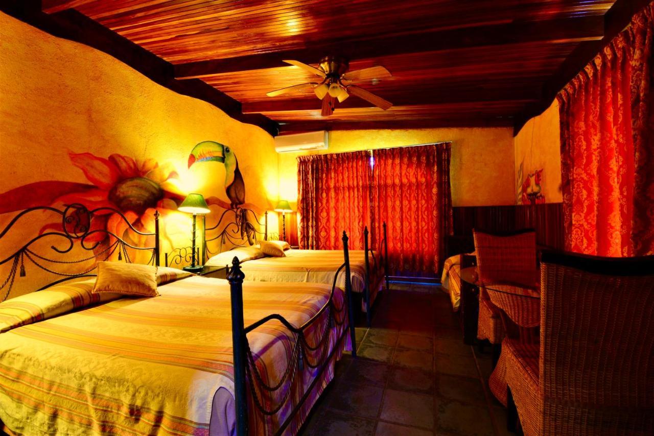 Hotel La Mansion Inn Arenal 누에보 아레날 외부 사진