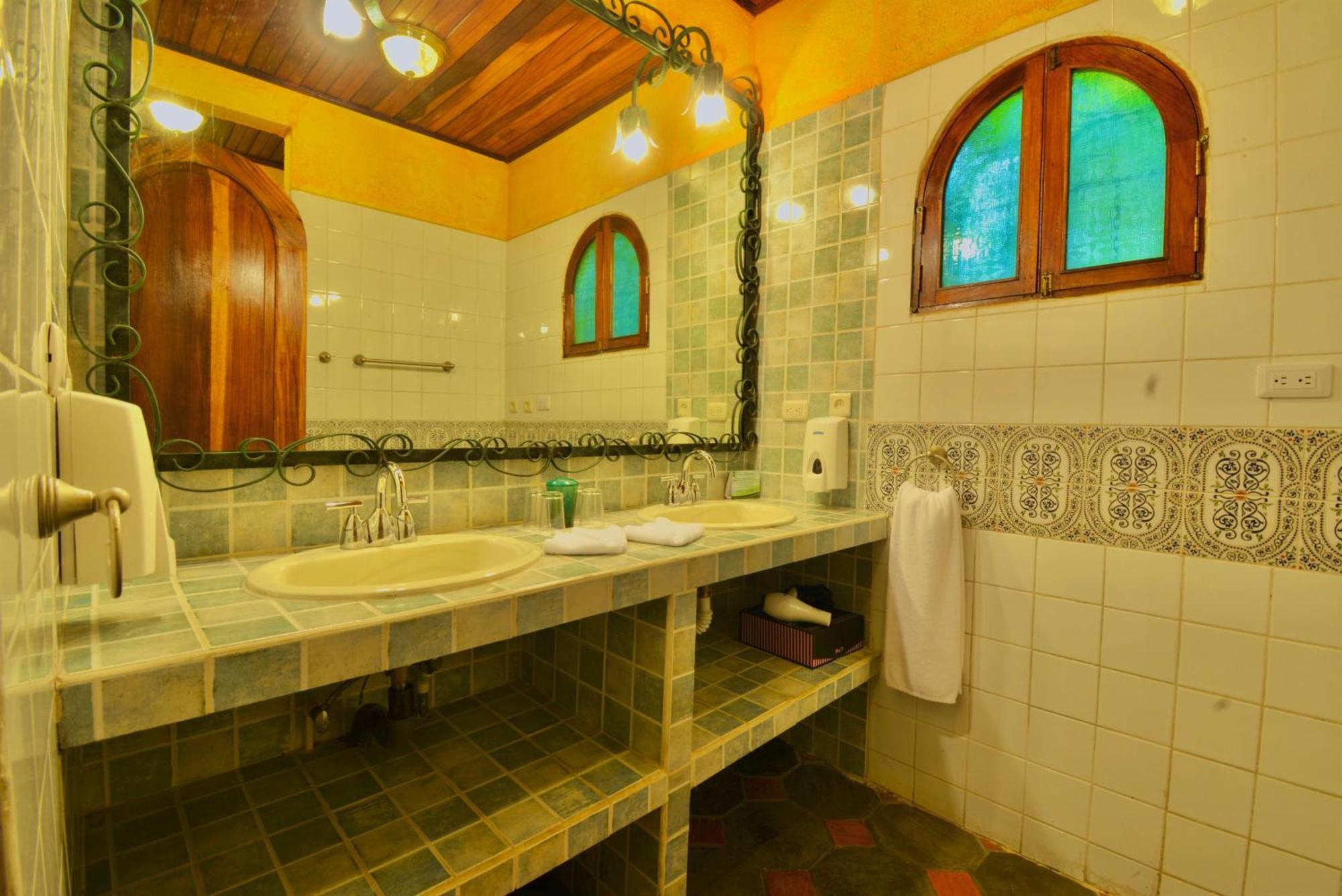 Hotel La Mansion Inn Arenal 누에보 아레날 외부 사진