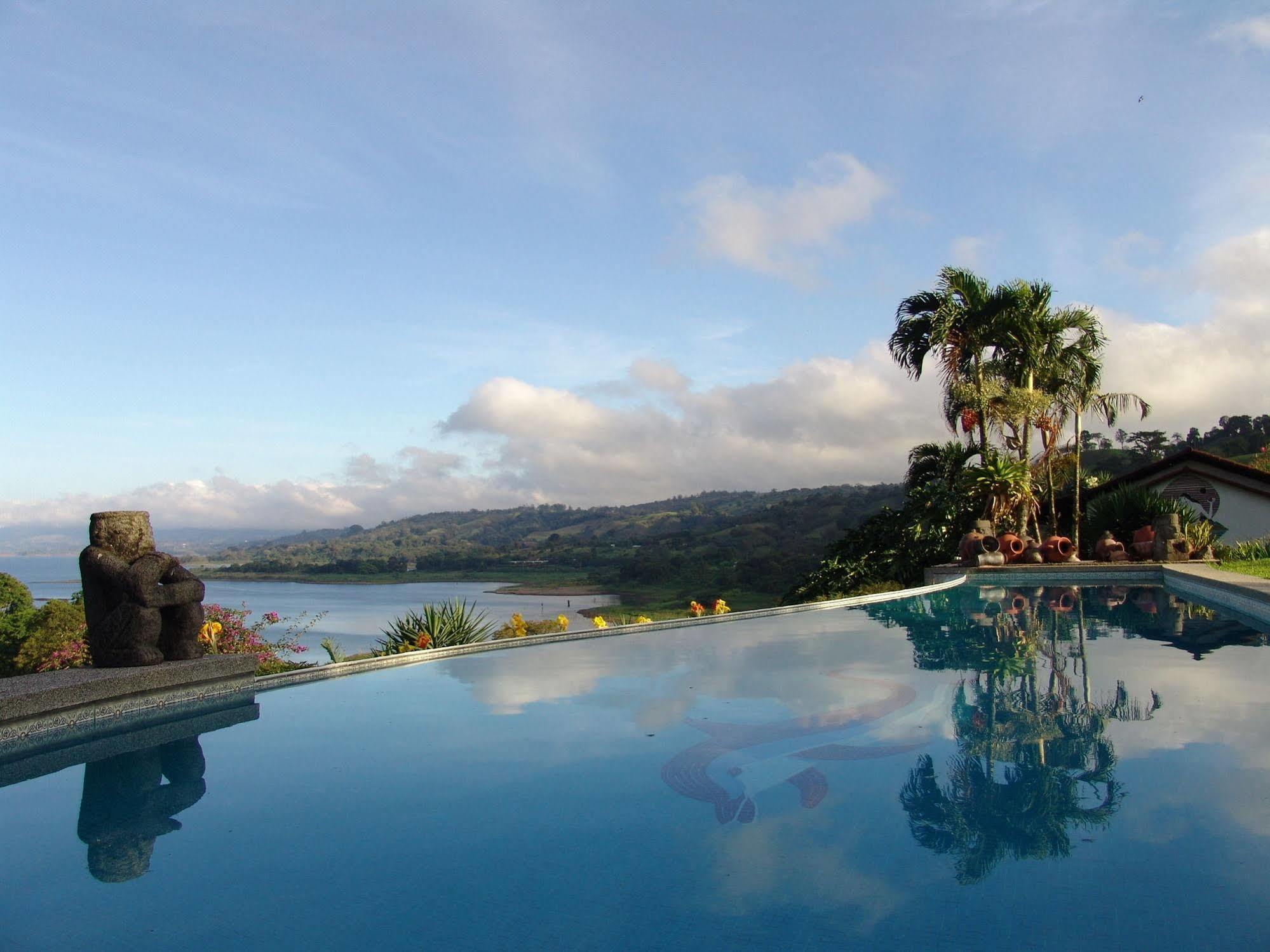 Hotel La Mansion Inn Arenal 누에보 아레날 외부 사진